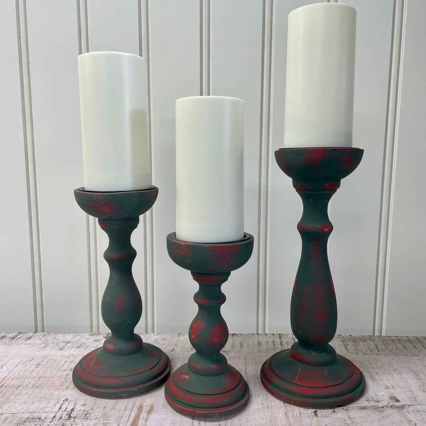 Red & Green Candle Holder Set